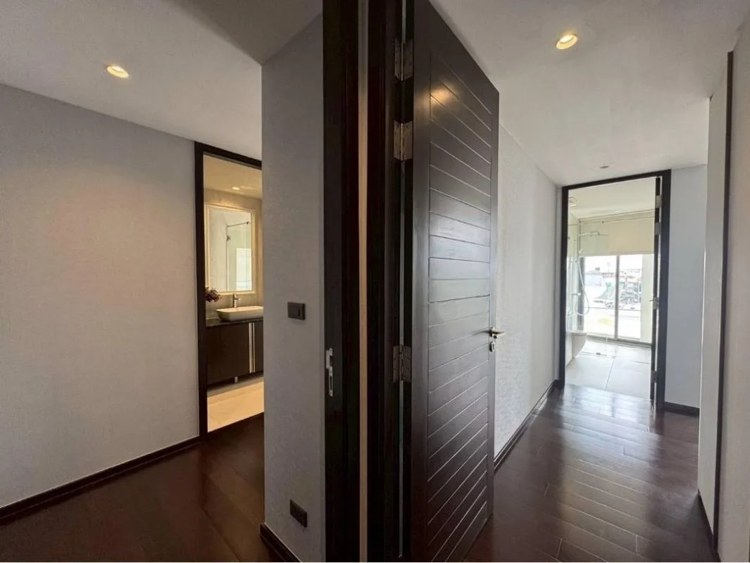 Property photos for La Citta Delre Thonglor 16