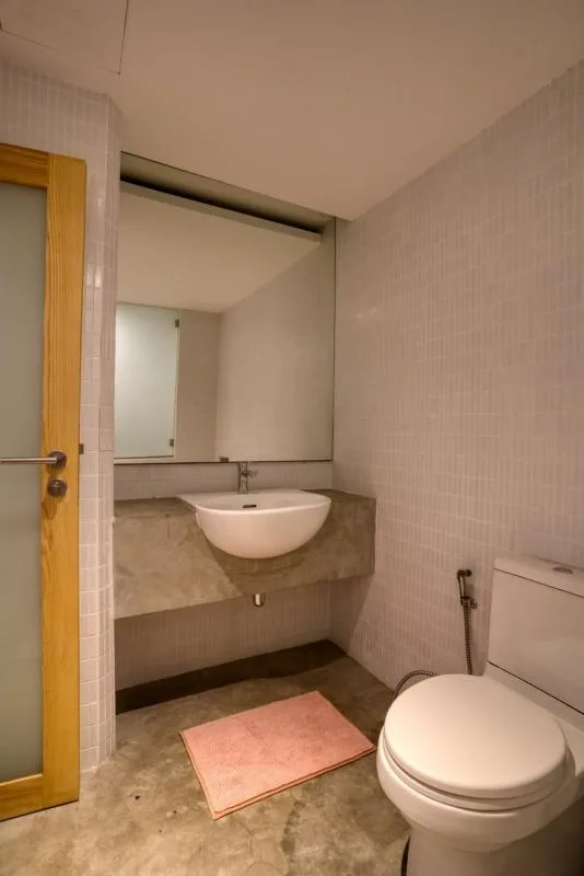 Property photos for Lake Avenue 16
