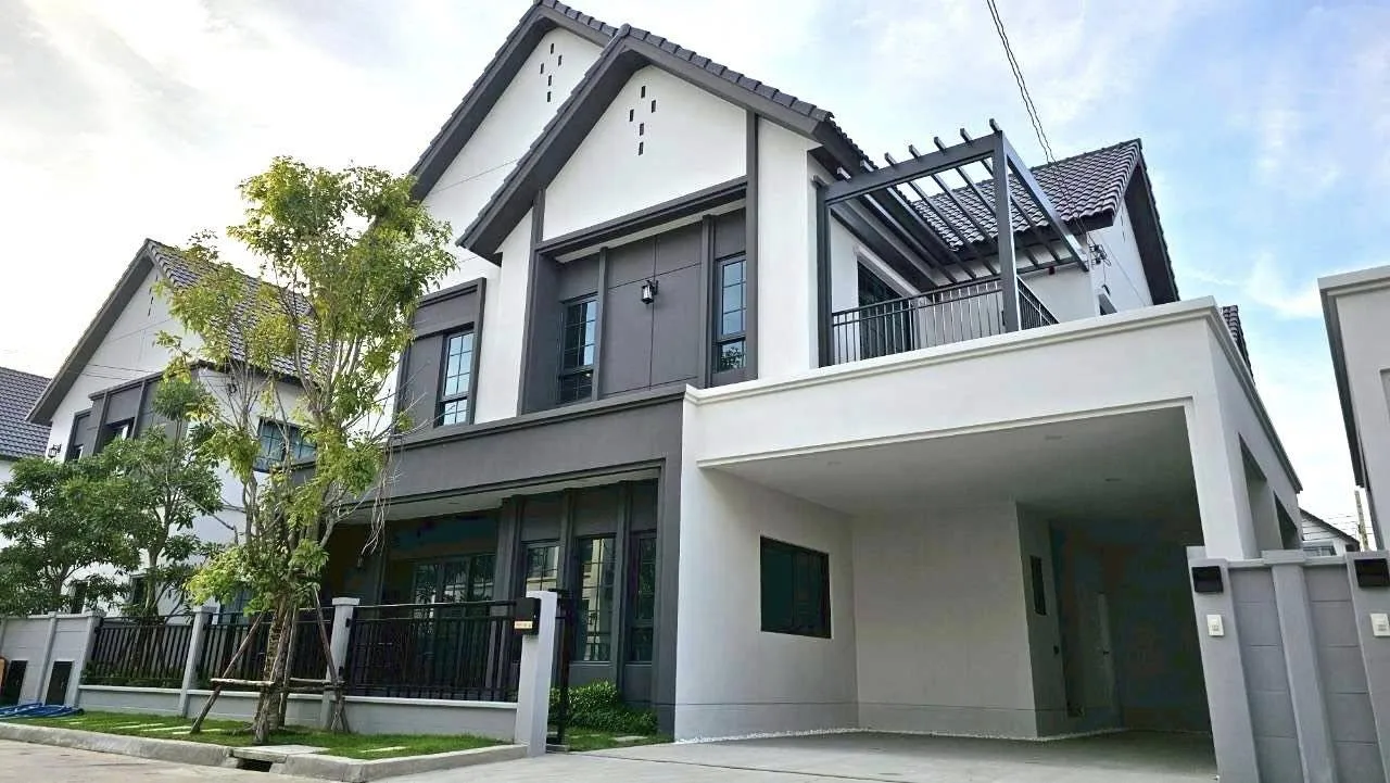 Property photos for Centro Bangna - Km.7