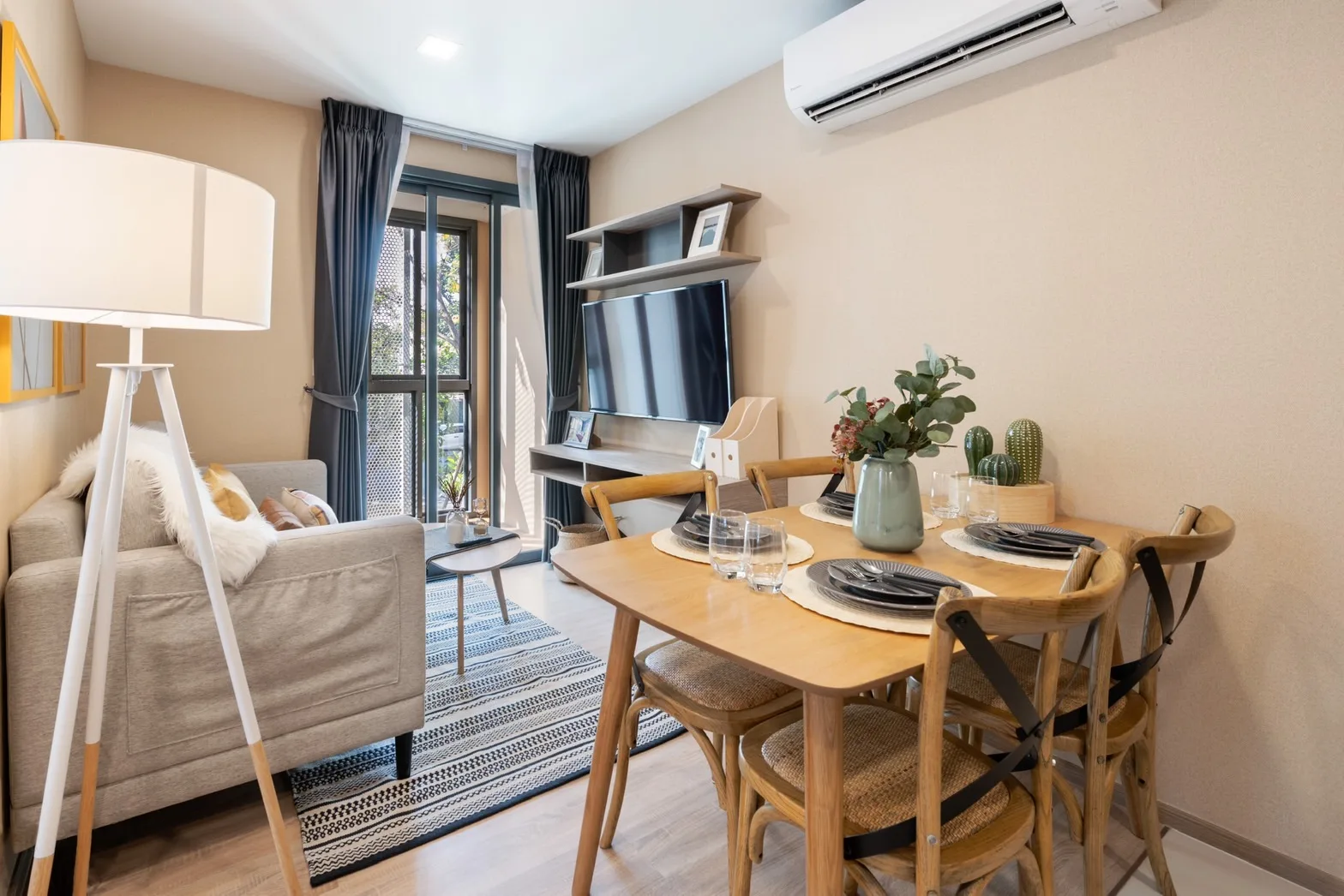 Property photos for Taka Haus Ekamai 12