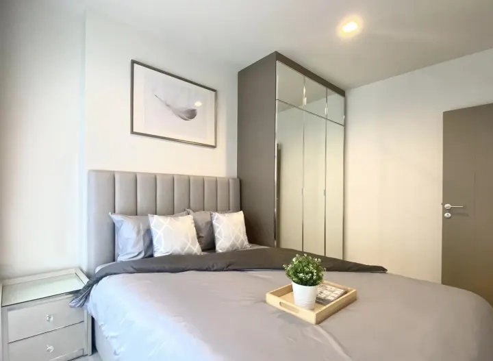 Property photos for Life Asoke Hype
