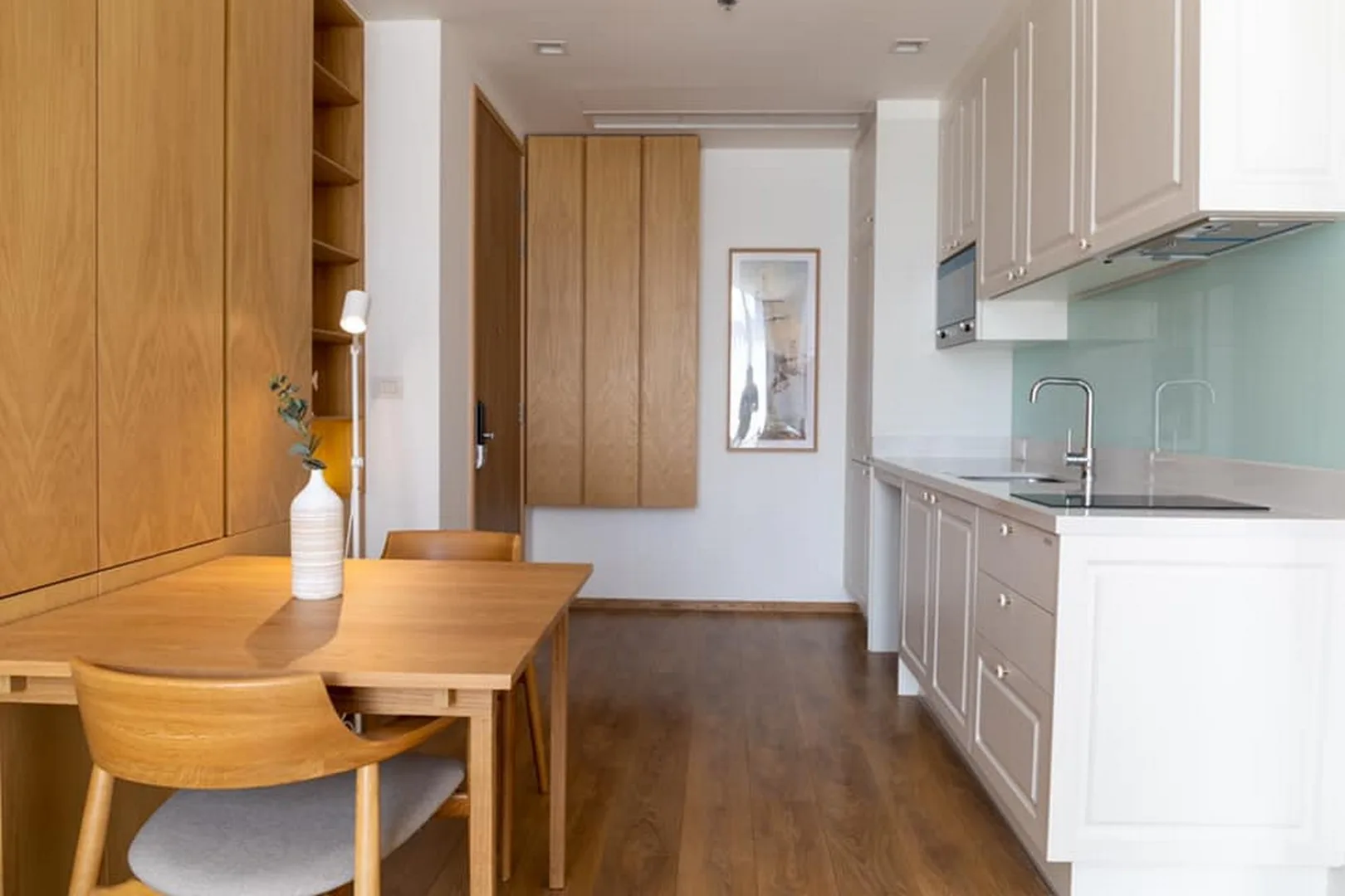Property photos for Noble BE 33