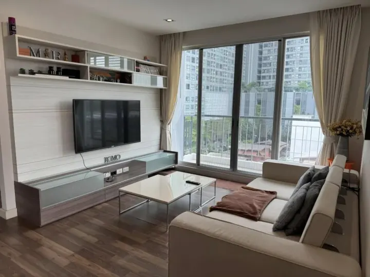 Property photos for The Room Sathorn - Taksin