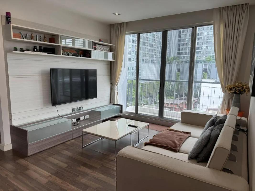 Property photos for The Room Sathorn - Taksin