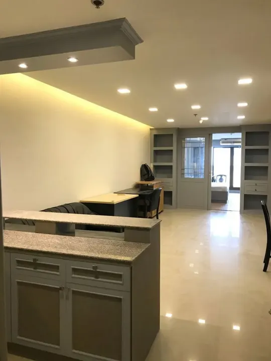 Property photos for State Tower
