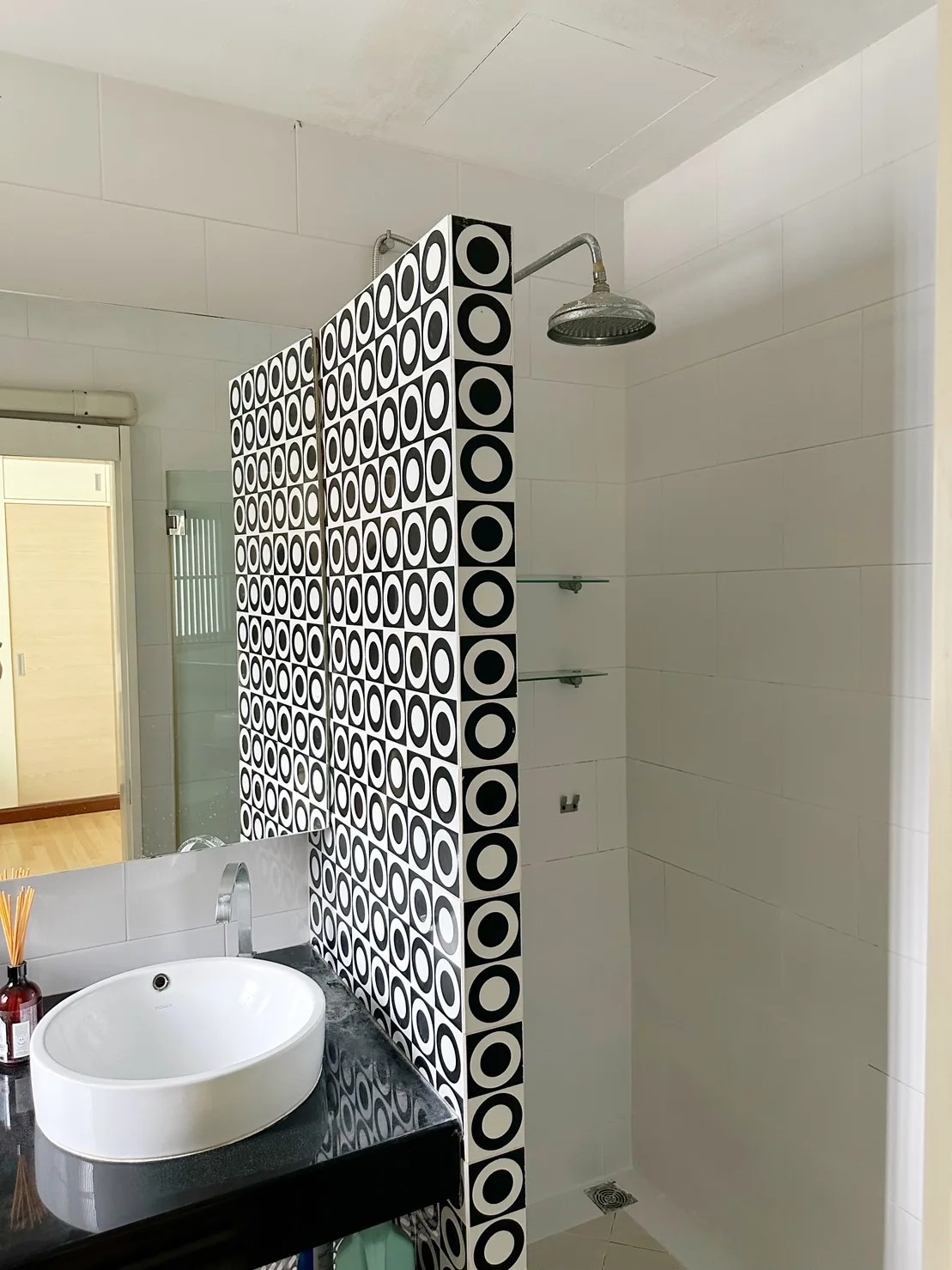 Property photos for PG Rama IX