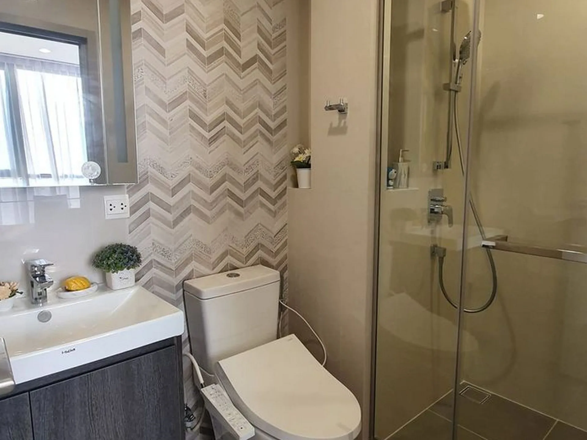 Property photos for OKA HAUS Sukhumvit 36