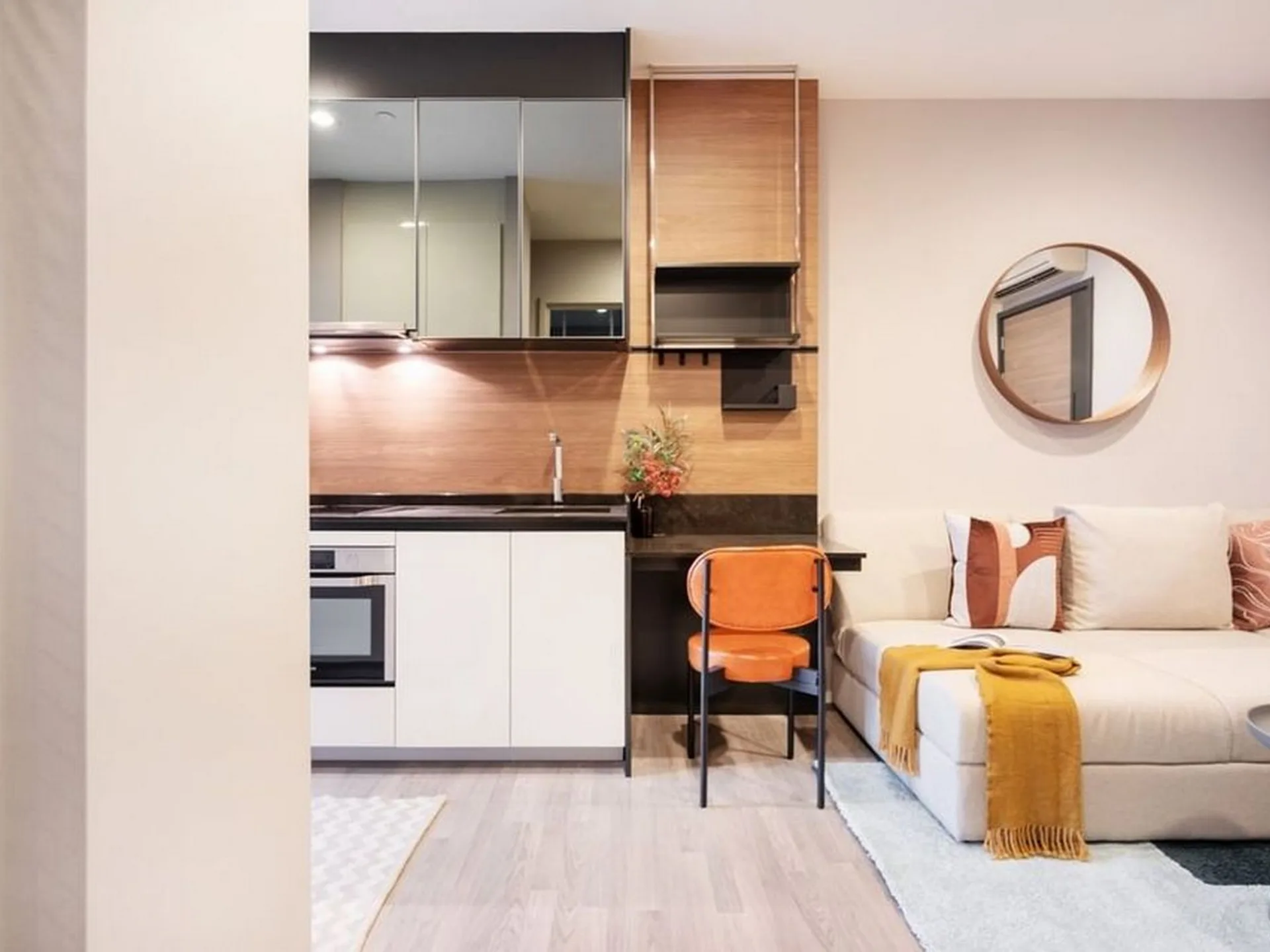 Property photos for The Room Sathorn - St.Louis
