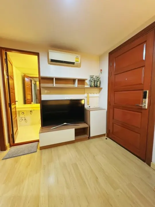 Property photos for Emerald Residence Ratchada