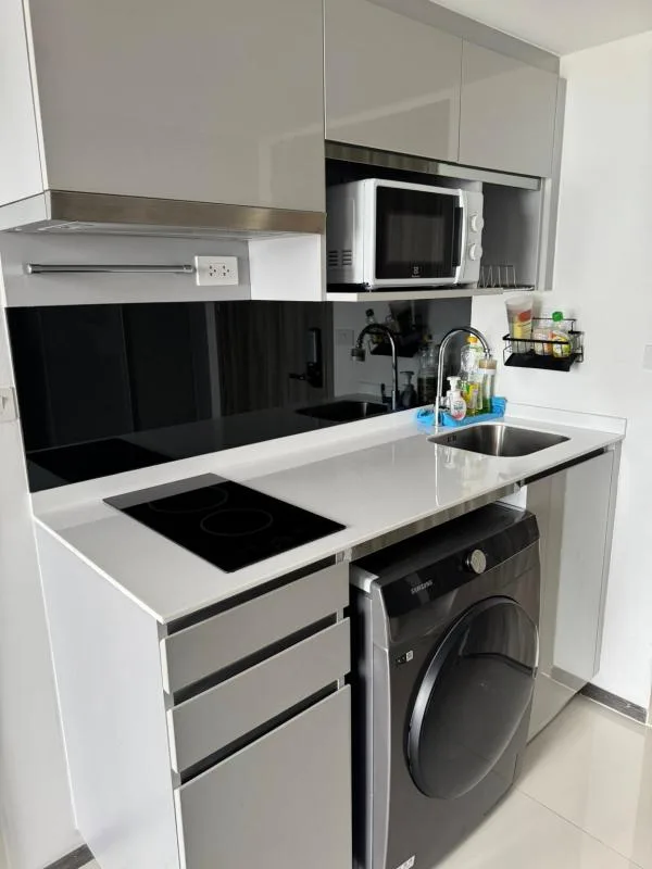 Property photos for Knightsbridge Space Ratchayothin