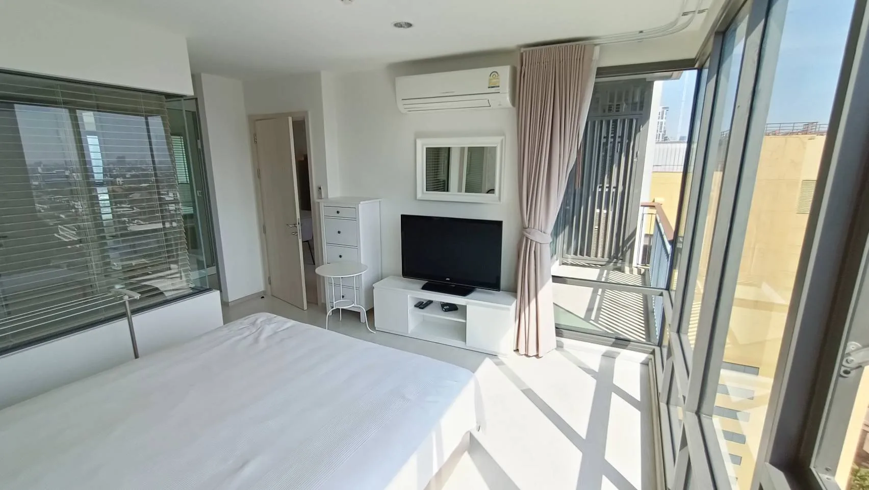 Property photos for Rhythm Sukhumvit 42