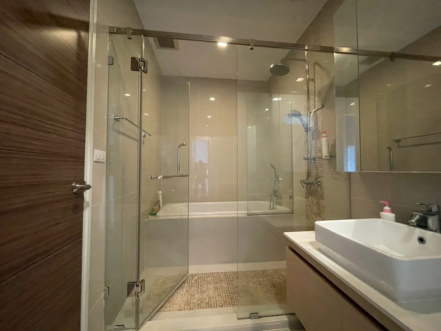 Property photos for Q Asoke