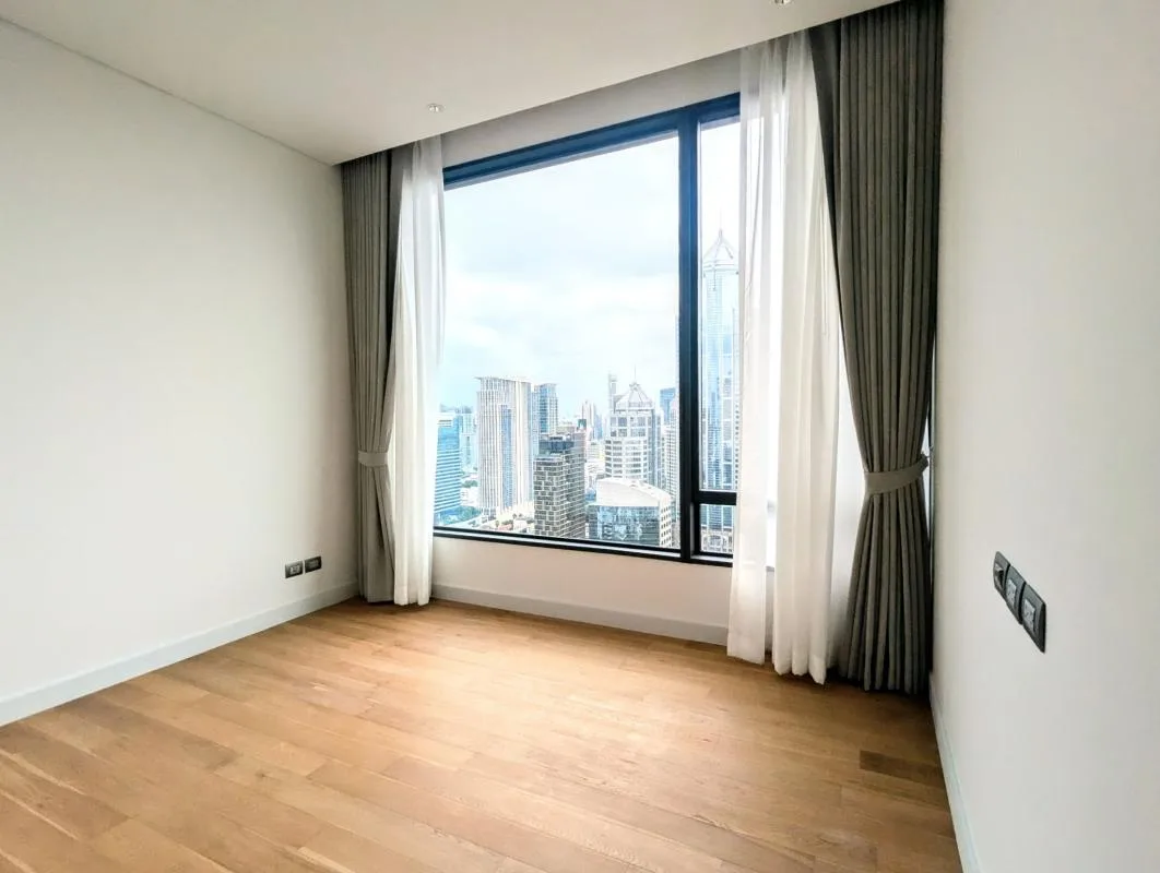 Property photos for Sindhorn Residence