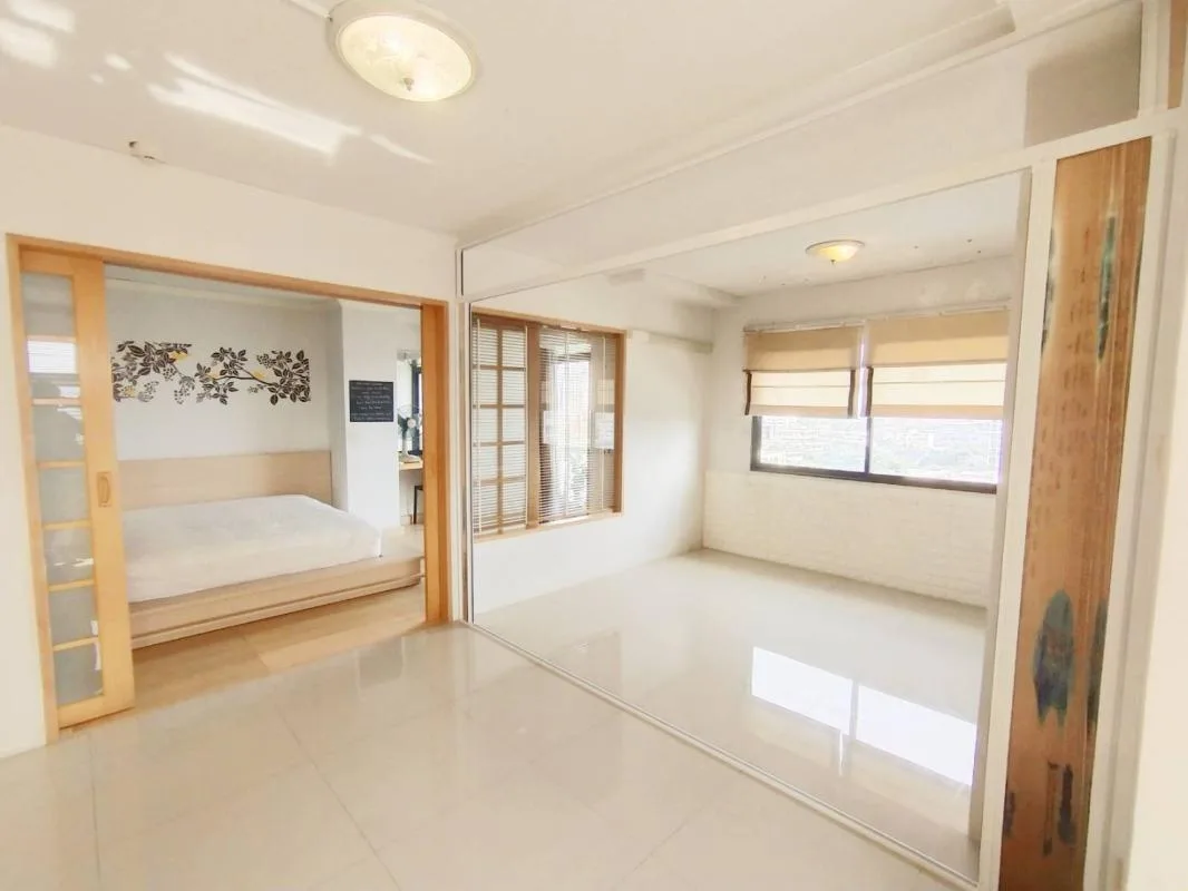 Property photos for 38 Mansion