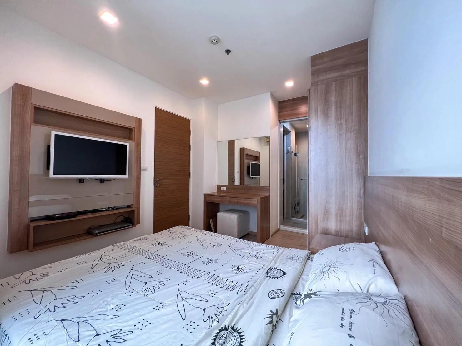 Property photos for Rhythm Sukhumvit 50