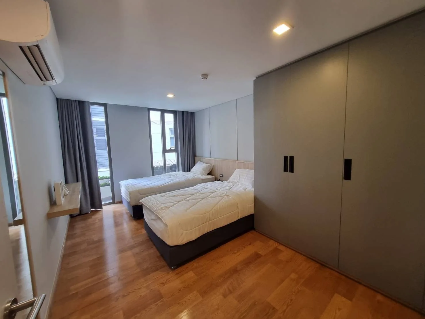 Property photos for Piya Apartment Sukhumvit 15