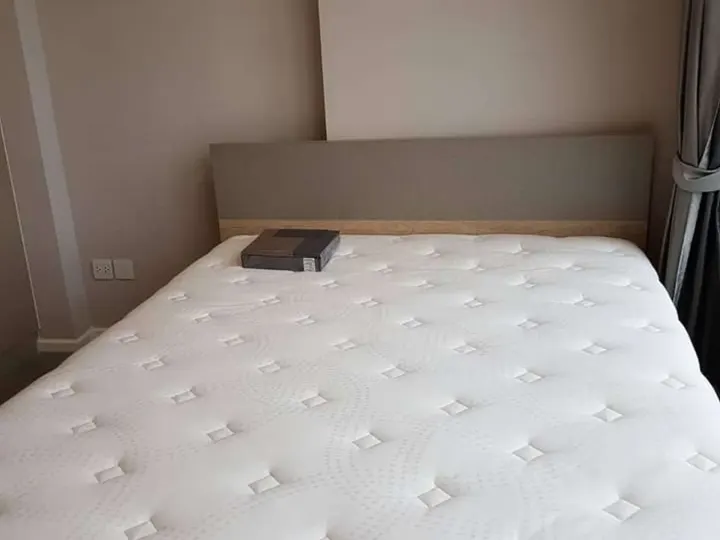 Property photos for The Room Sathorn - St.Louis