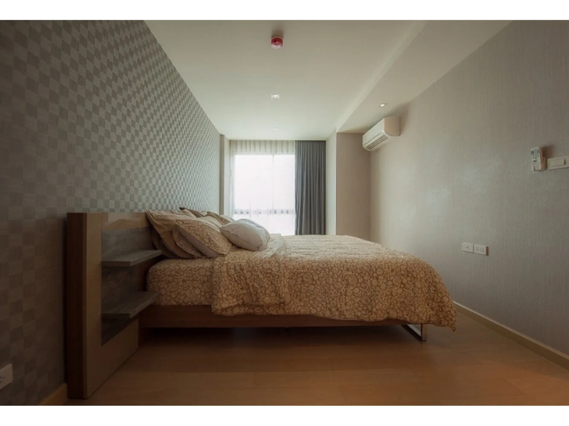 Property photos for SOCIO Reference 61