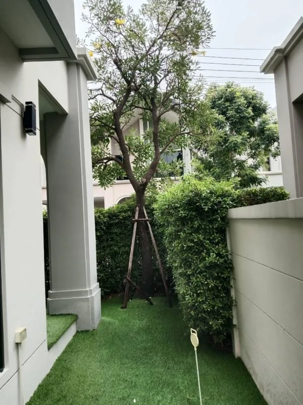 Property photos for Bangkok Boulevard Srinakarin-Bangna