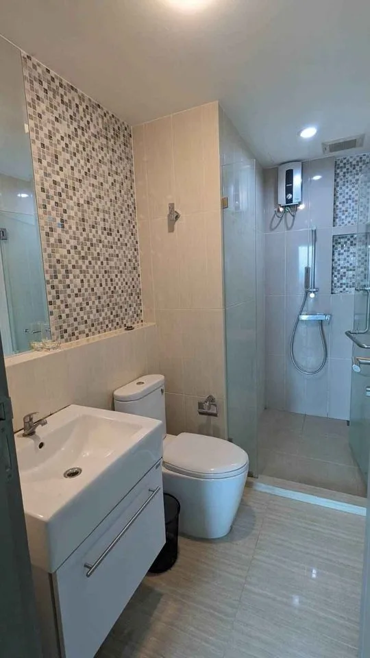 Property photos for Life Ratchadapisek