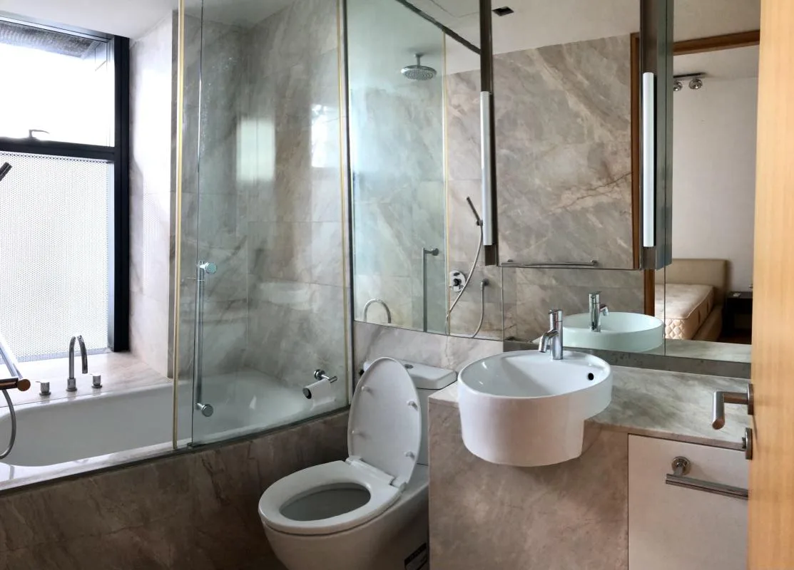 Property photos for The Met