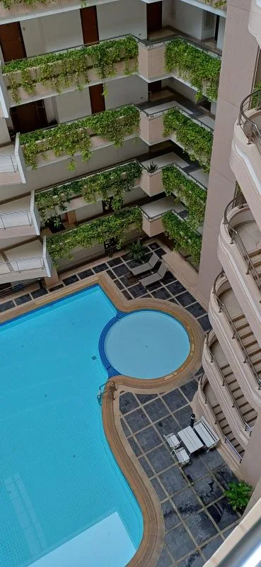 Property photos for Navin Court