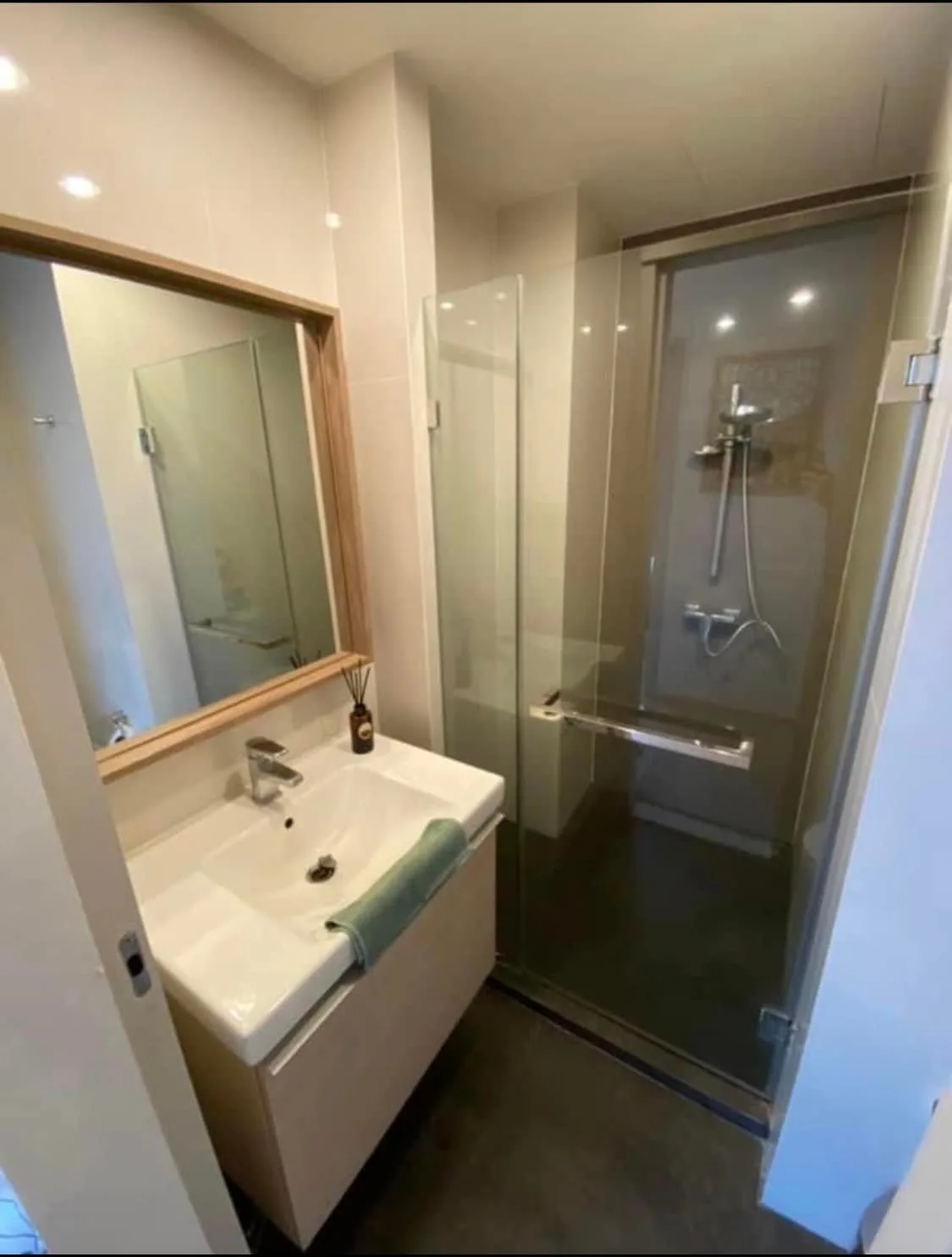 Property photos for The Capital Ekamai-Thonglor