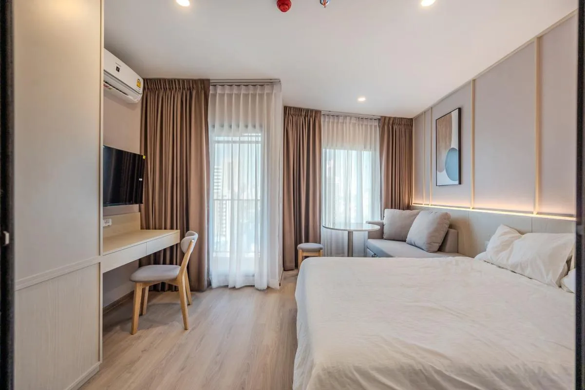 Property photos for Life Rama 4 - Asoke