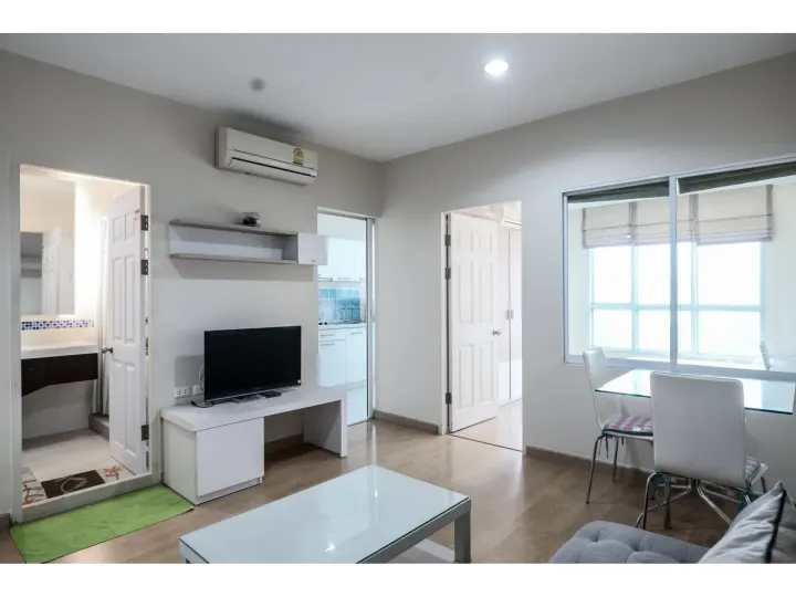 Property photos for Life @ Phahon - Ari