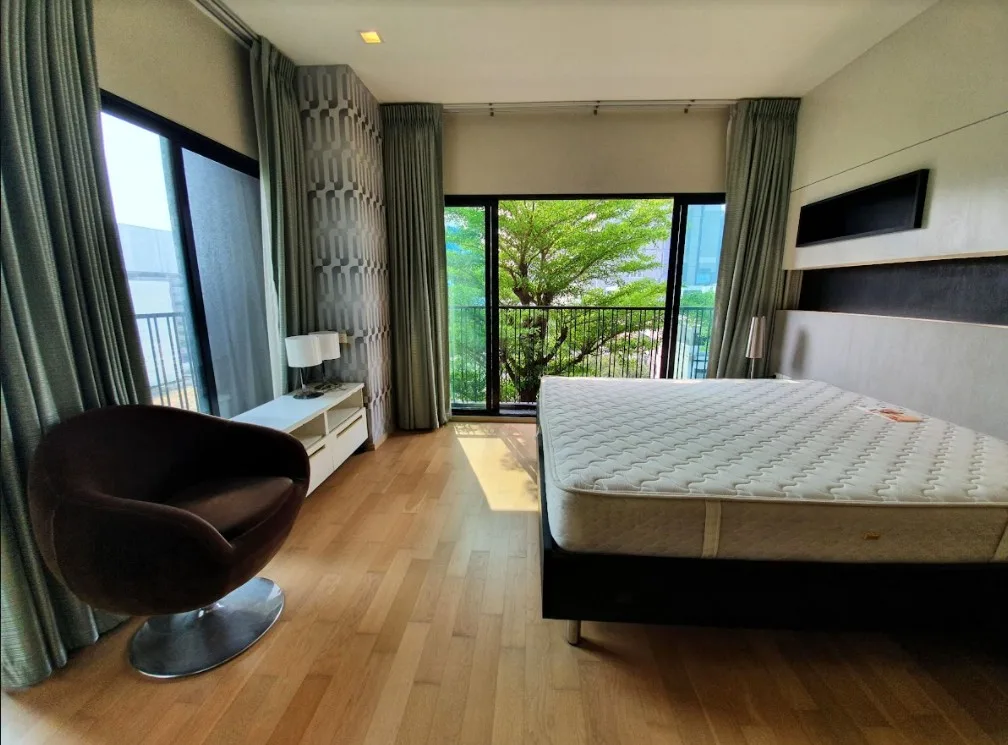 Property photos for Noble Reveal