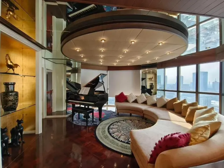 Property photos for State Tower
