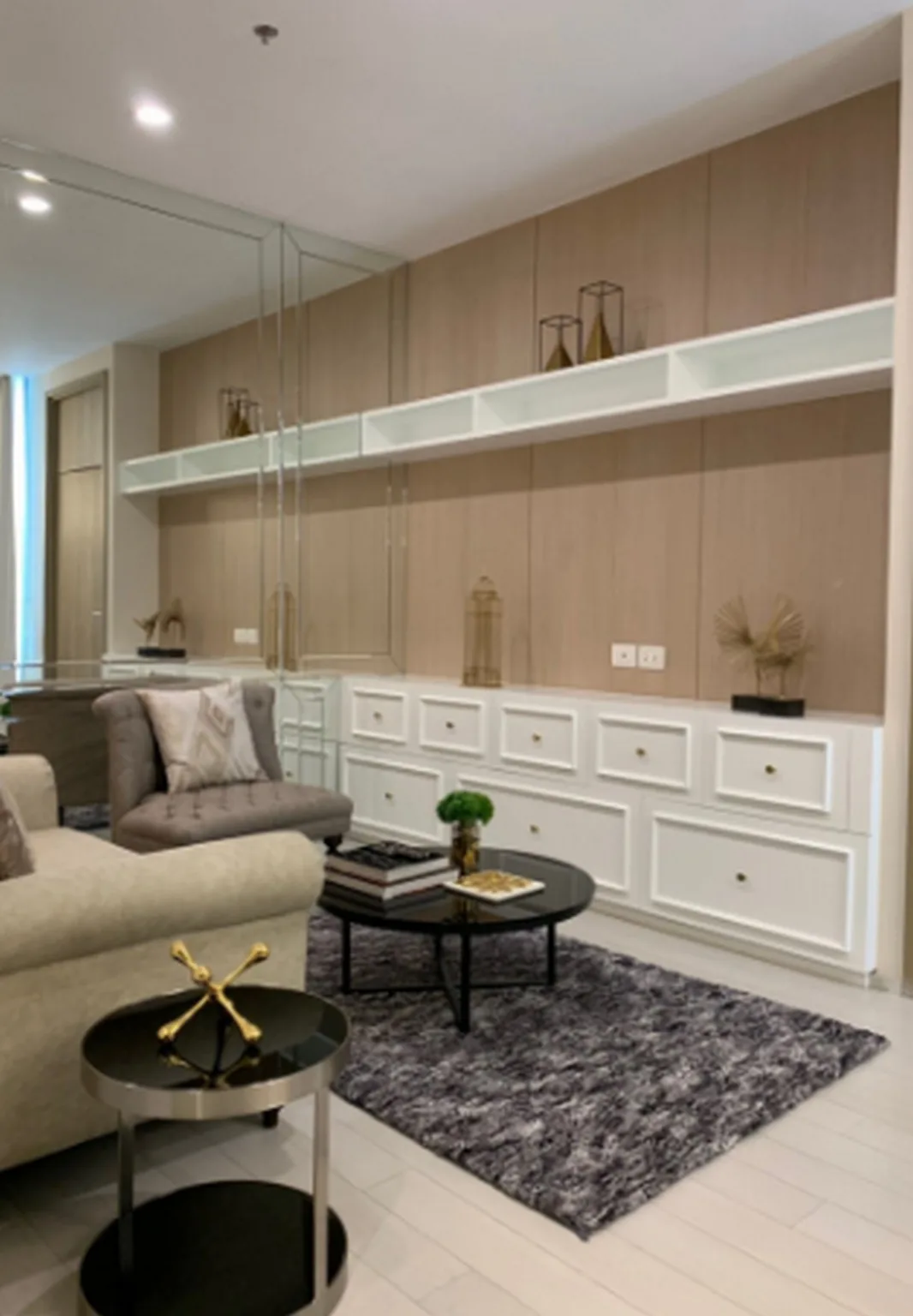 Property photos for Noble Ploenchit