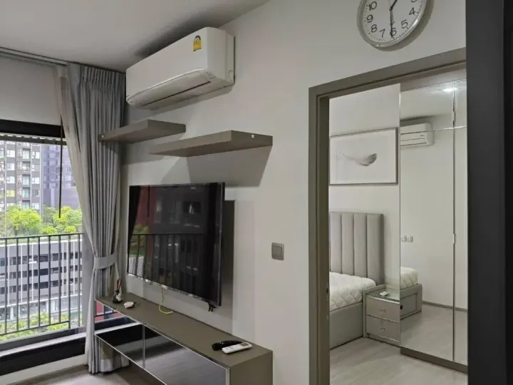 Property photos for Life Asoke Hype
