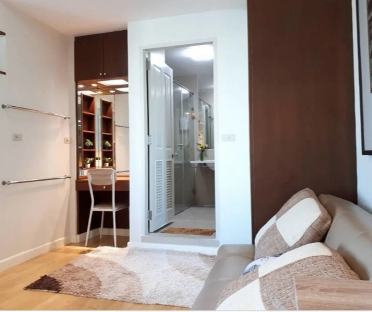 Property photos for Baan Sathorn Chaopraya