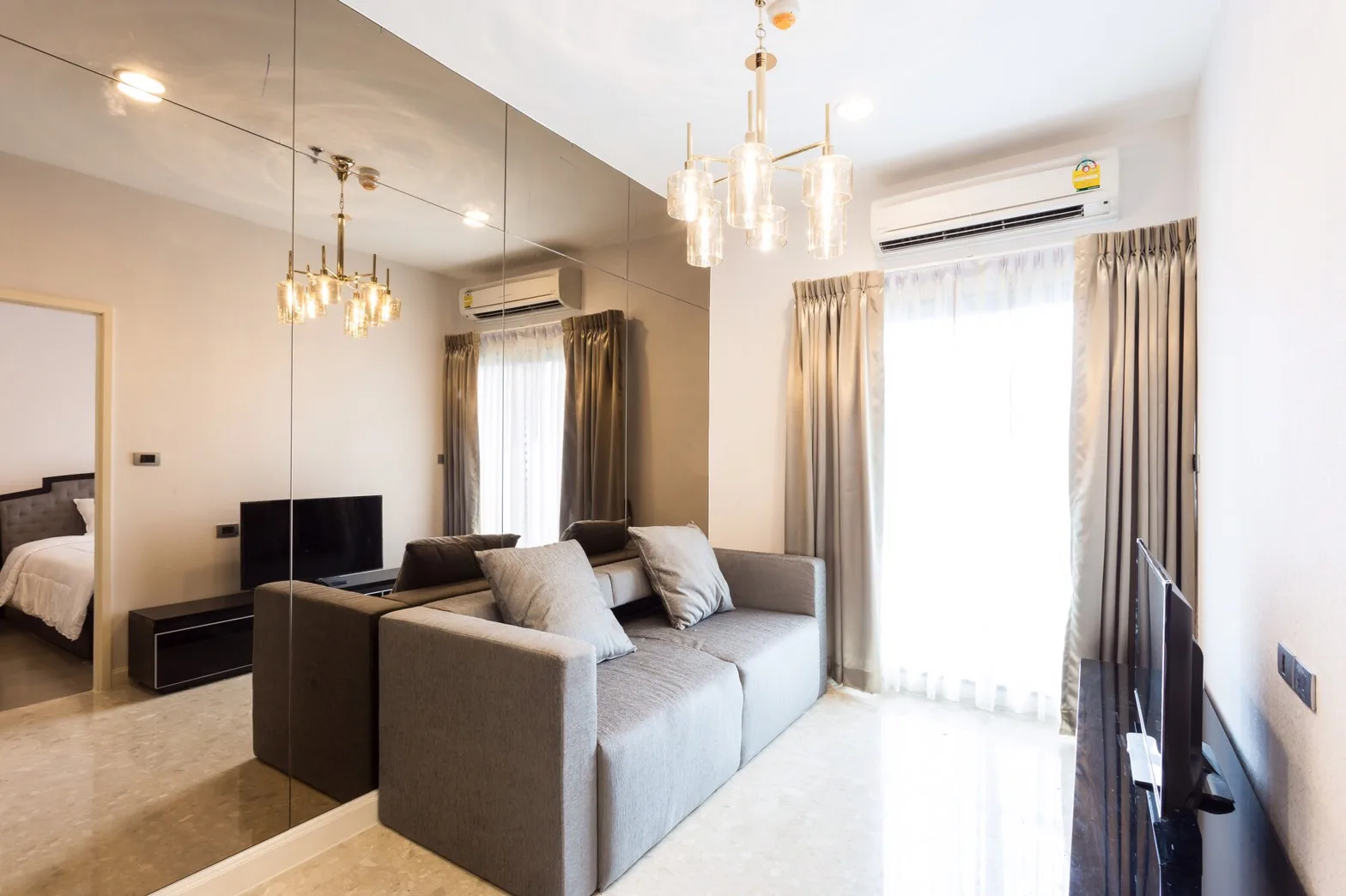 Property photos for The Crest Sukhumvit 34