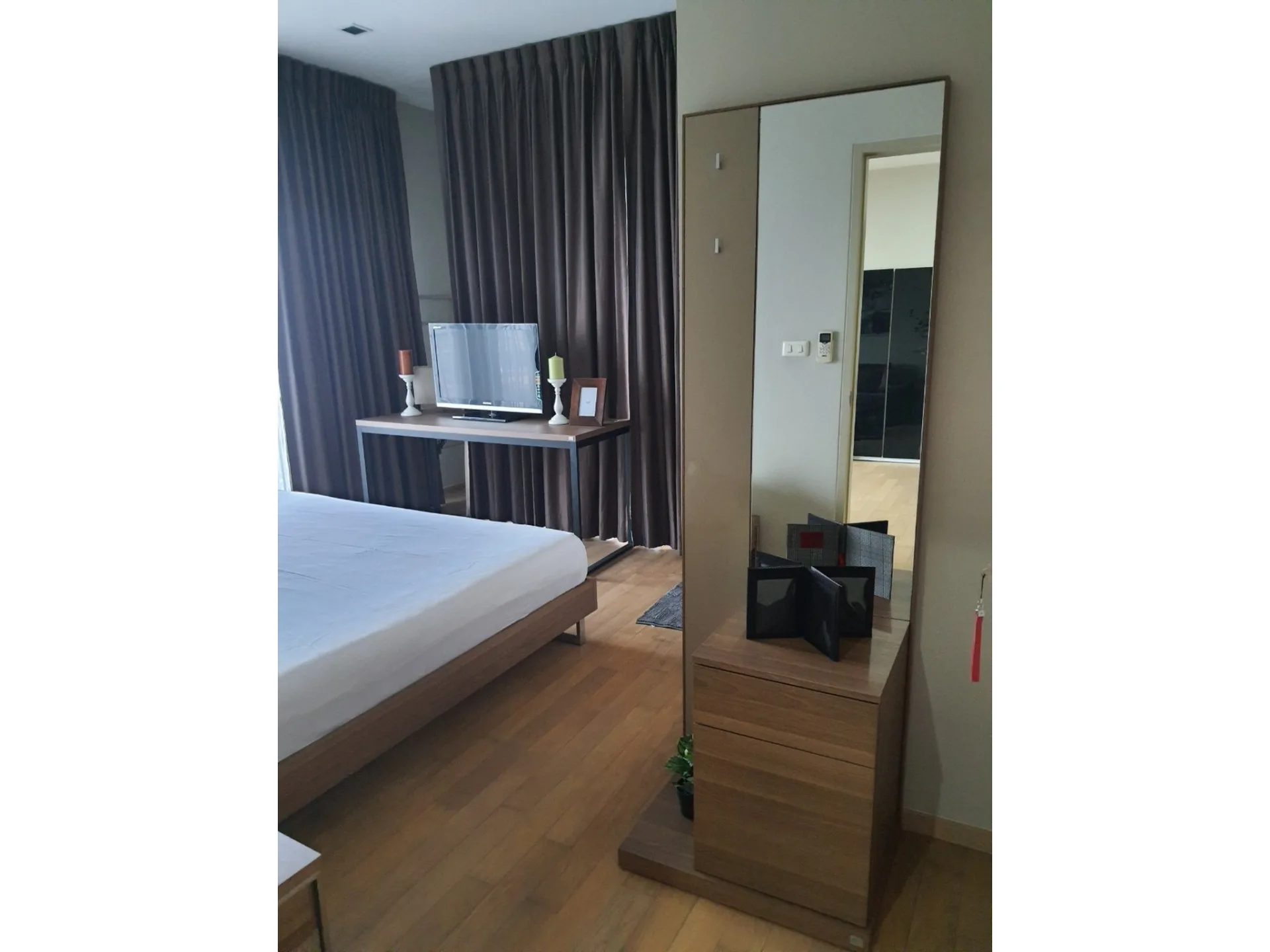 Property photos for Noble Reveal