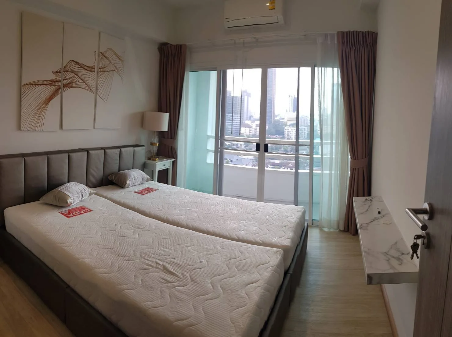 Property photos for Thonglor Tower