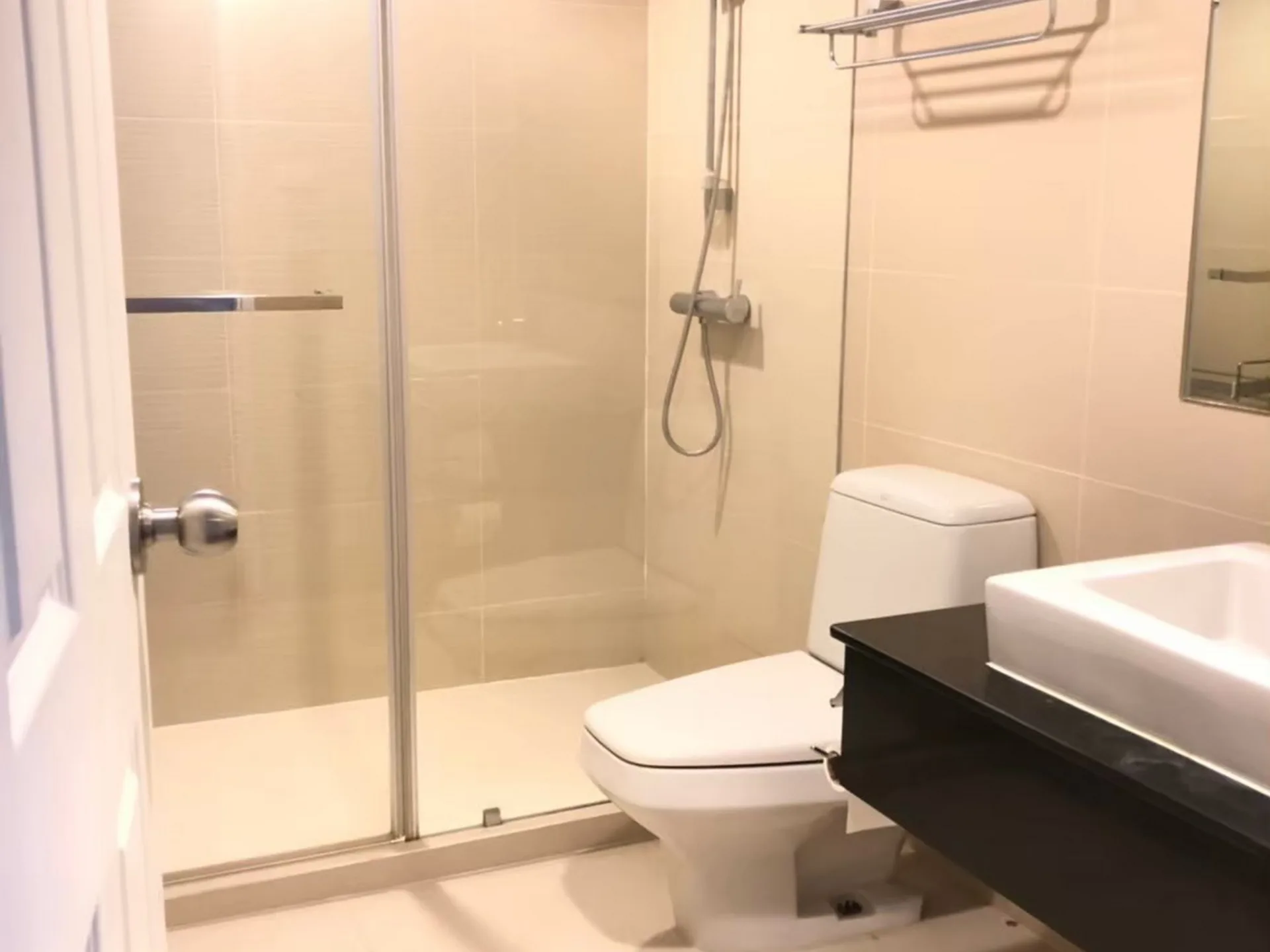 Property photos for Belle Grand Rama 9