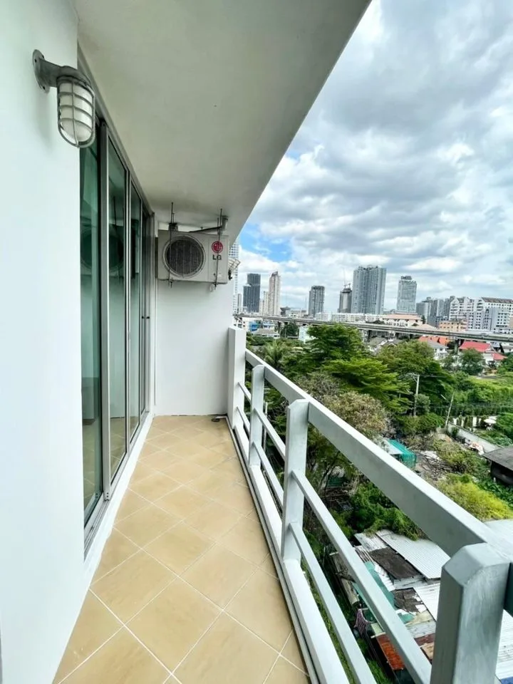 Property photos for The Waterford Sukhumvit 50 Onnut