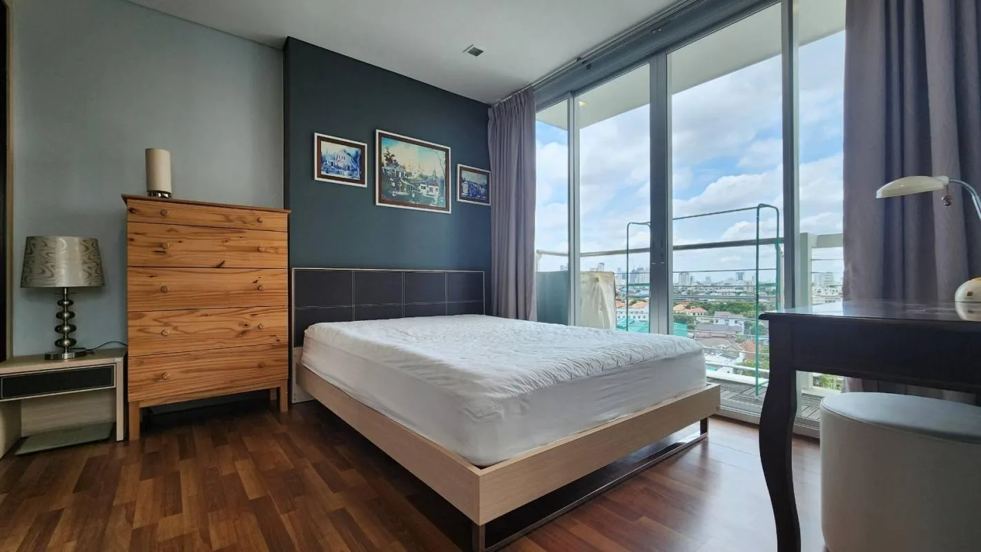 Property photos for Le Luk