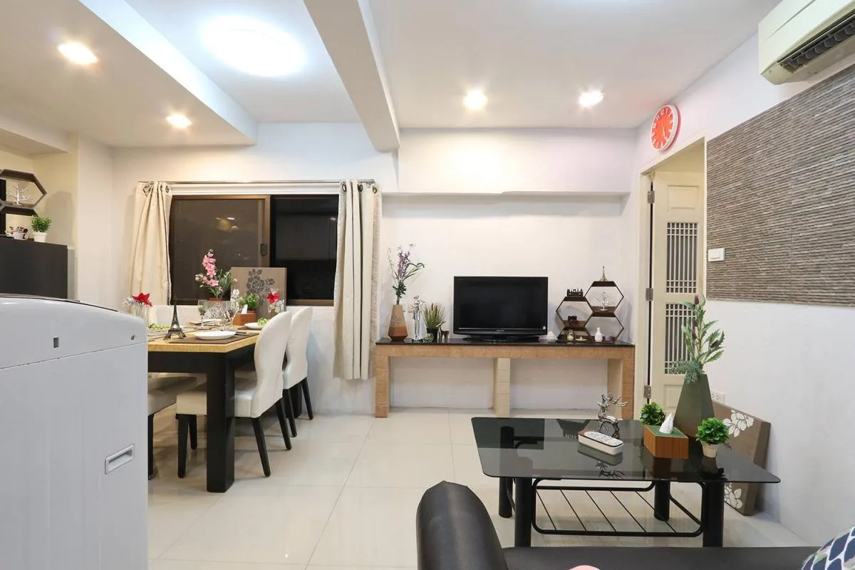 Property photos for Thonglor Tower