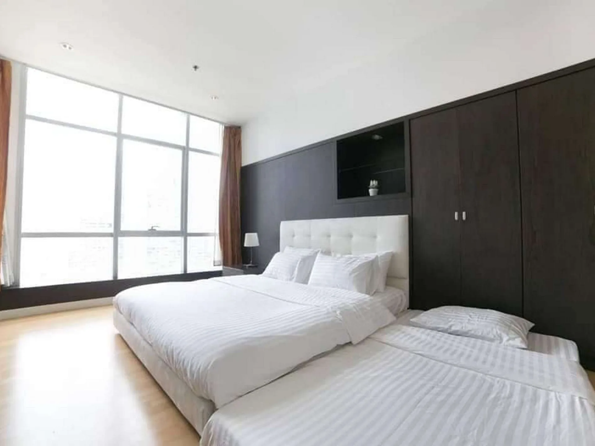 Property photos for Baan Sathorn Chaopraya