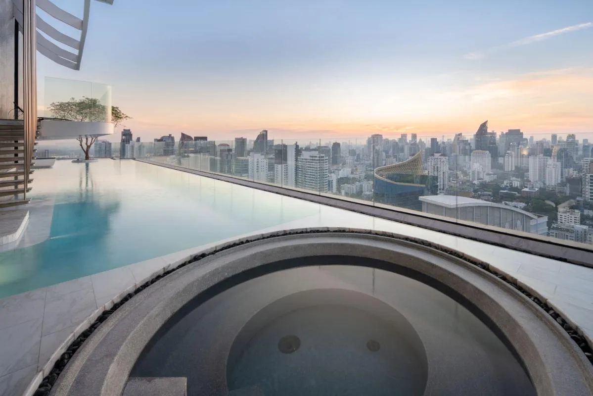 Property photos for Park Origin Thonglor