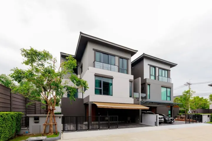 Property photos for Baan Klang Muang The Edition Bangna-Wongwaen