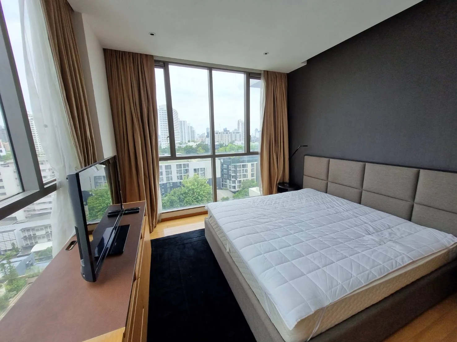 Property photos for Aequa Sukhumvit 49