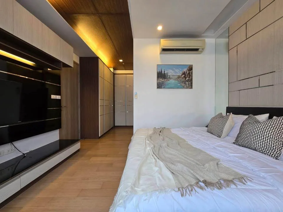 Property photos for HQ by Sansiri