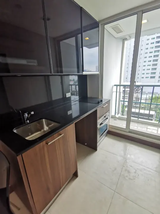 Property photos for Ivy Thonglor