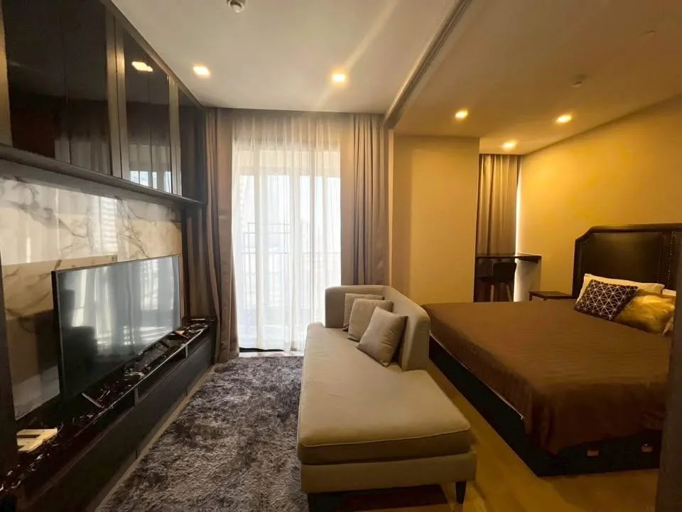 Property photos for Ashton Asoke