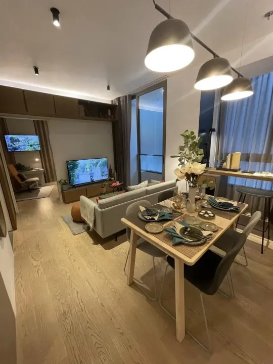 Property photos for Holme Ekkamai 22