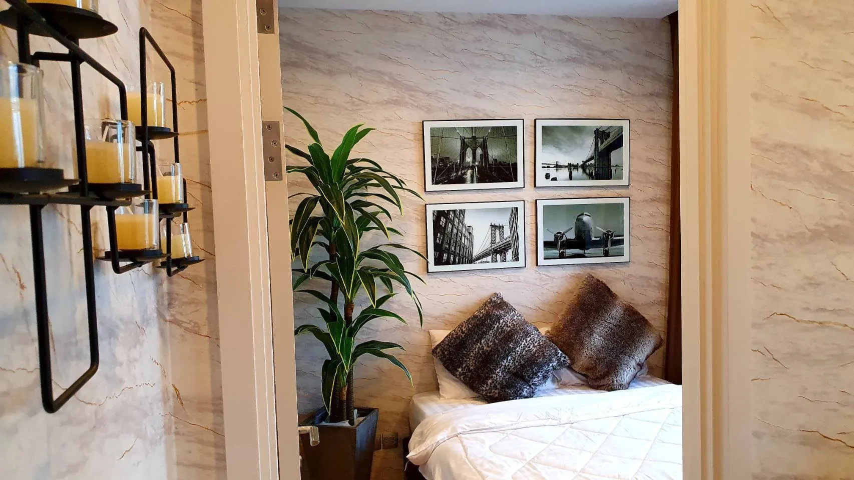 Property photos for THE LINE Phahol - Pradipat